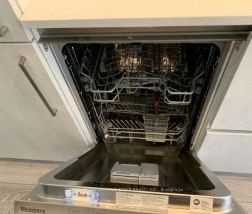 21 Park Street E #216 - Photo 5