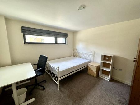 2 bedroom flat to rent - Photo 5