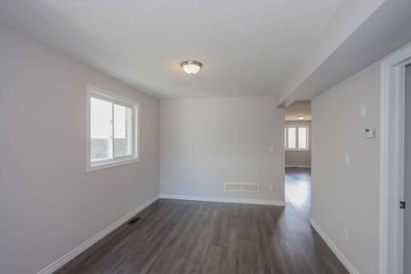 For Lease - 1890 Foxridge Crescent Unit# Upper, London North, Ontario - Photo 5