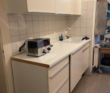 charmante 2 Zimmer Altbauwohnung im Kreuzviertel - Photo 5