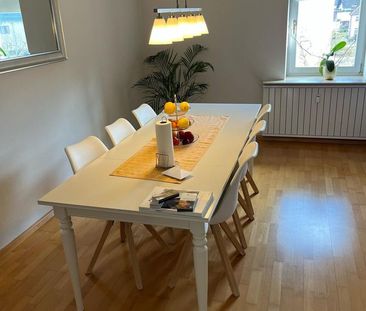 HASBORN : 3 ZKB/G-WC mit BALKON und GARAGE in RUHIGER LAGE ! - Photo 1