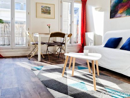 Logement à Paris, Location meublée - Photo 3