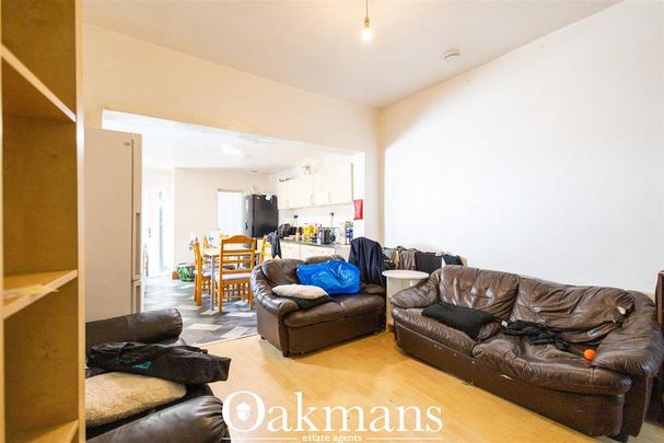 6 bedroom house to rent - Photo 1