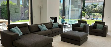 Maison • Ceinture-Centre Ville - Photo 4