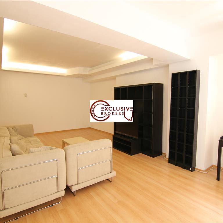 APARTAMENT 3 CAMERE HERASTRAU, ARON COTRUS - Fotografie 1
