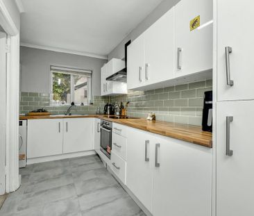 2 bedroom apartment to rent - Photo 6