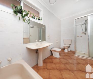 Perfectly Positioned - Photo 6