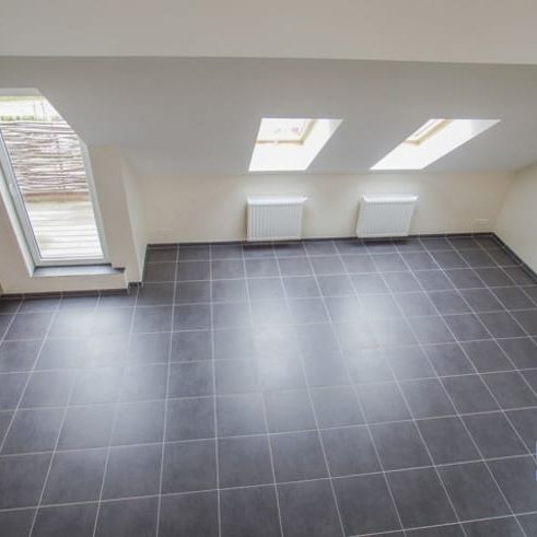 Appartement te huur - Photo 1