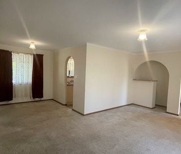 5 Wayside Drive, Hallett Cove - Photo 4