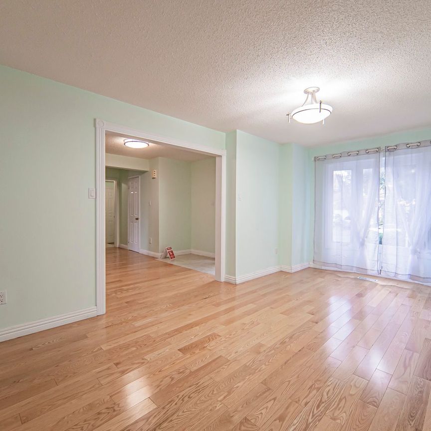 For Lease - 10 Kingsboro Road, Markham, Ontario - Photo 1