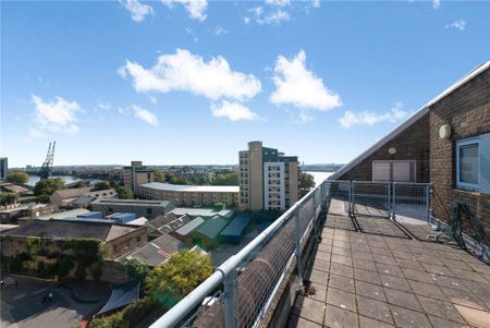 2 bedroom penthouse to rent - Photo 5