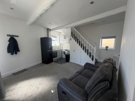 1 bedroom end of terrace house to rent - Photo 3