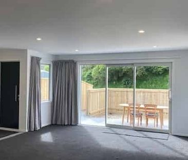 Stunning Townhouse in Tawa!! - Photo 5