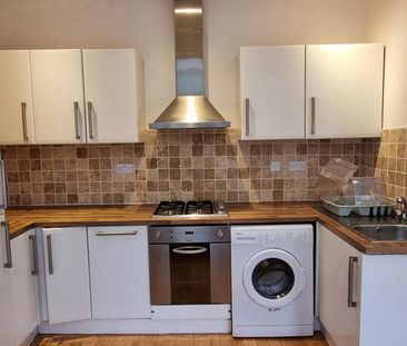 2 bedroom flat to rent - Photo 6