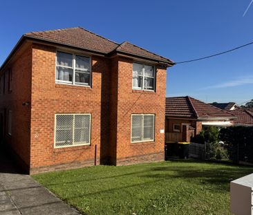 Large Two Bedroom Apartment- Possibility of 3rd Bedroom - Photo 3