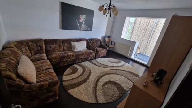 Apartament 3 camere - Photo 1