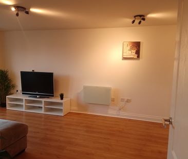 2 Bed Flat, Napier Road, RG1 - Photo 5
