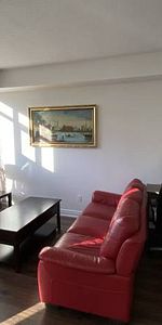 Spacious 2 Bed, 1 Bath with Parking Spot and Excellent Building Amenit - Photo 3