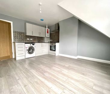 1 bed Flat for rent - Photo 1