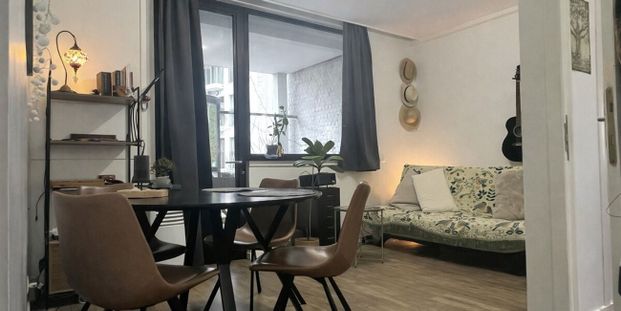 Appartement te huur in Antwerpen voor € 790 met 1 slaapkamer - Foto 1
