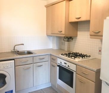 2 bedroom flat to rent - Photo 6