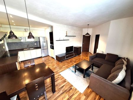 Krosnianska - 2 izb, balkón, výťah, zariadenie, 3.p., 55 m2 - Photo 2