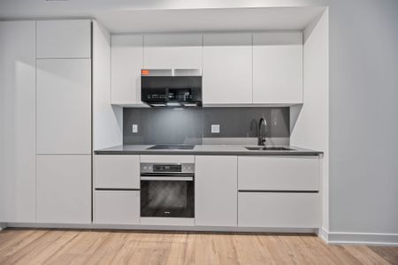 For Lease - 327 King Street Unit# 302, Toronto, Ontario - Photo 2