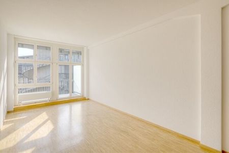 Stay for free for a month - Photo 4