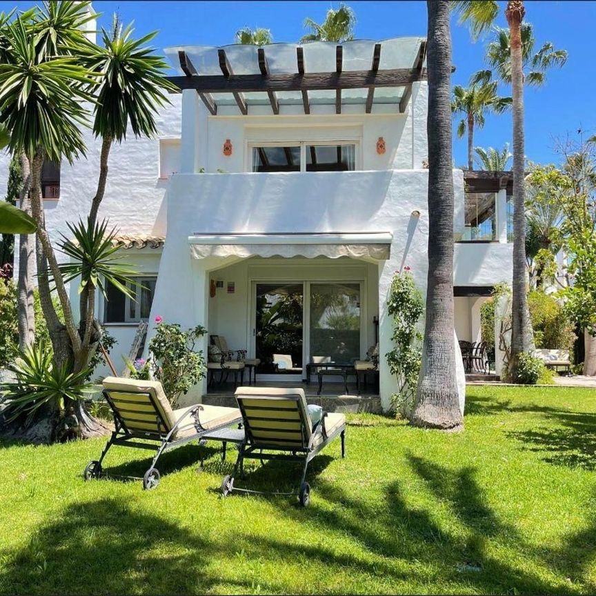 Alquiler de chalet adosado en N-340, 46 c - Photo 1