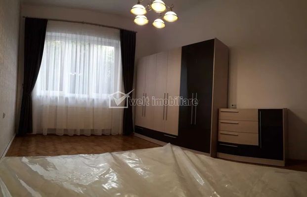 Apartament cu o camera in zona de Centru - Fotografie 1