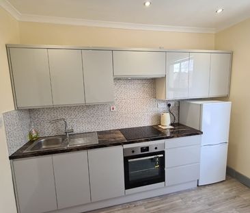 1 Bed Flat, Green Lanes, N4 - Photo 6