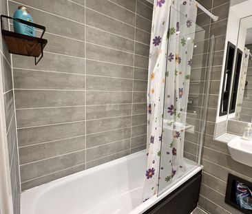 1 Bed Flat, Thomas Road, E14 - Photo 6