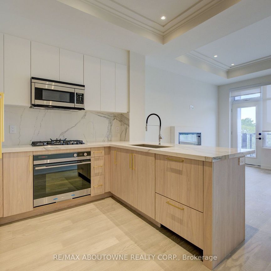 For Lease - 123 MAURICE Drive Unit# 314, Oakville, Ontario - Photo 1