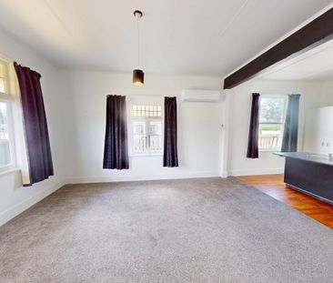 Marton - 4 Bedrooms - Photo 3