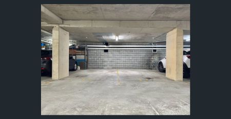 Affluent Society Living At It's Best - Photo 4