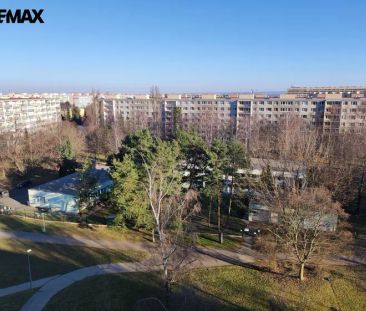 Pronájem zrekonstruovaného bytu 1+kk, Praha 9, Střížkov - Photo 4