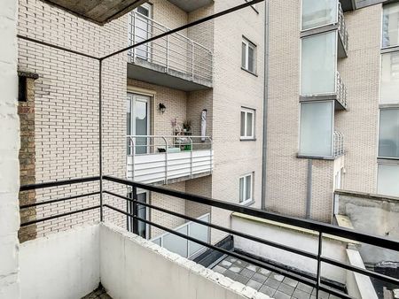 Appartement te huur - Foto 4