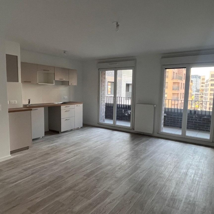 location Appartement T3 DE 64.5m² À BOBIGNY - Photo 1