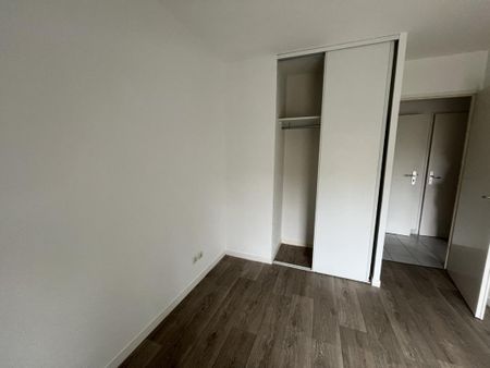 Location Appartement 3 pièces 70m² BORDEAUX 33800 - Photo 3