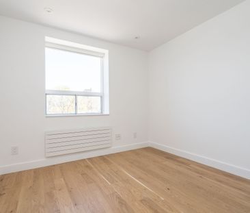 110 Oriole Parkway - Photo 6