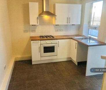 1 bedroom flat to rent - Photo 2