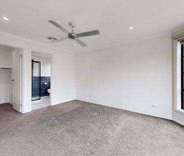 Beautiful and Functional Family Sized Home - Photo 4