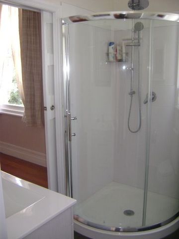 Central Remuera 4-5 Bedroom character Villa - Photo 5