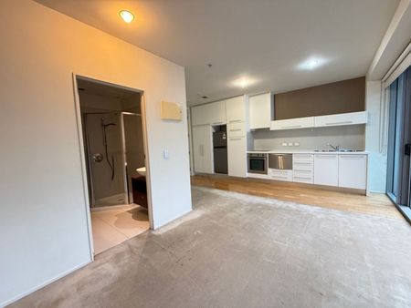 Big studio with Carpark in CBD - Photo 5