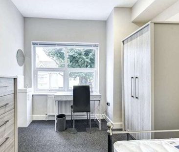 A Comforting House Share share for Rent in Brighton Room 5 - Photo 3