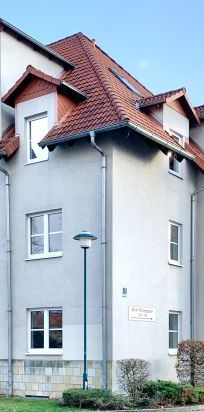 + Renoviert + kleine 2-Raum-Wohnung - Photo 1