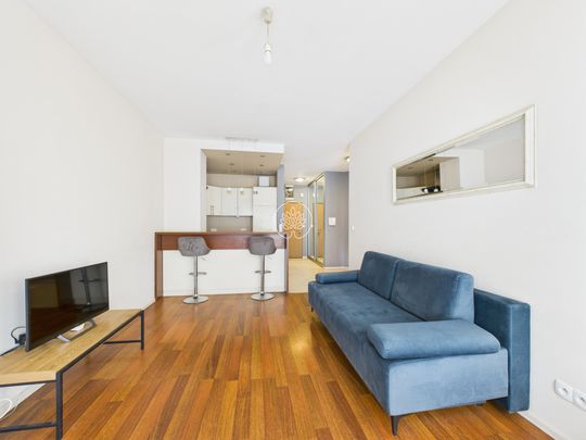 Jasne, przestronne mieszkanie z garderobą - Фото 1