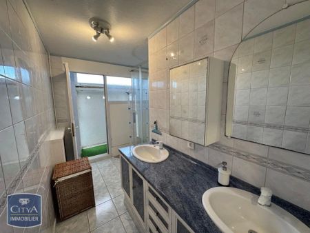 Appartement à louer 4 pièces 83.33m² - Photo 4