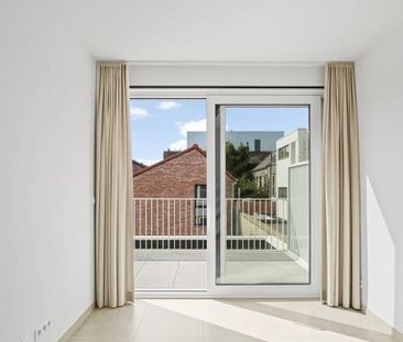 Duplex te huur in Kortrijk voor € 950 met 2 slaapkamers - Photo 6