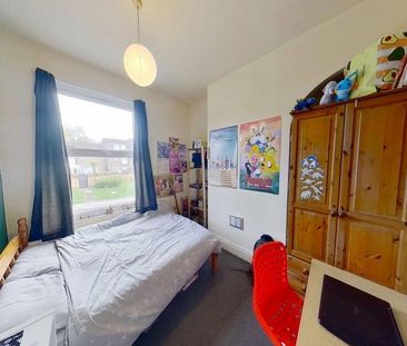 4 bedroom terraced house to rent - Photo 4
